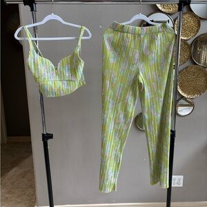 Zara Green and Pink Straight Leg Pants & Jumpsuits